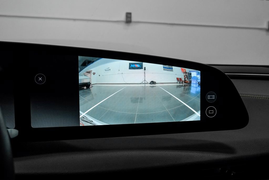 Used 2024 Lucid Air Touring image 28