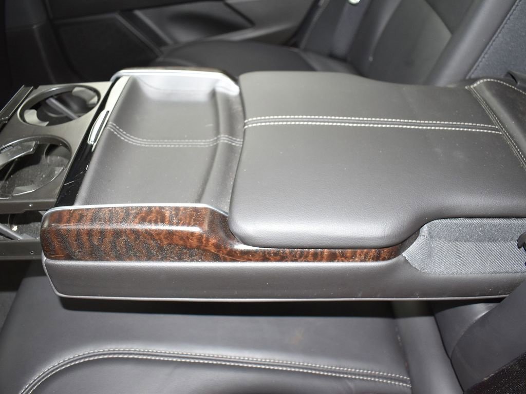 Used 2018 Cadillac XTS Luxury image 17