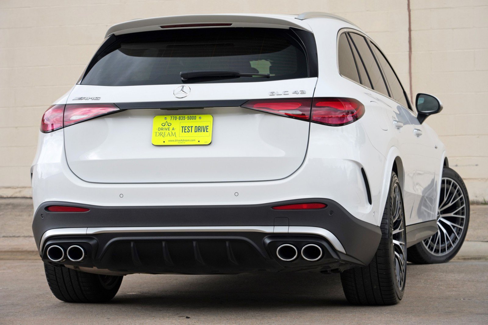 Used 2024 Mercedes-Benz GLC 43 AMG 4MATIC image 5