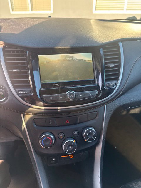 Used 2019 Chevrolet Trax LT w/ Driver Confidence Package AWD/4WD image 24