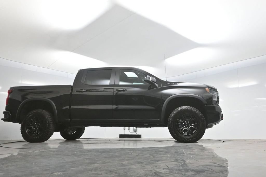New 2026 Chevrolet Silverado 1500 ZR2 w/ LPO, Dark Essentials Package AWD/4WD image 57