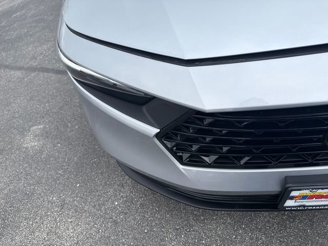 Certified 2025 Honda Accord LX image 40
