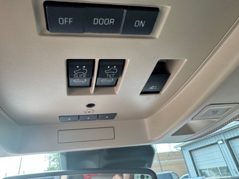 Used 2016 GMC Sierra 2500 Denali w/ Duramax Plus Package image 14