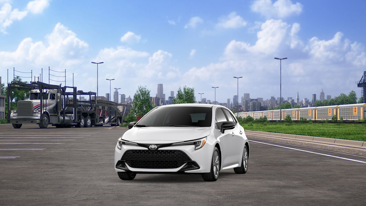 New 2026 Toyota Corolla SE image 18