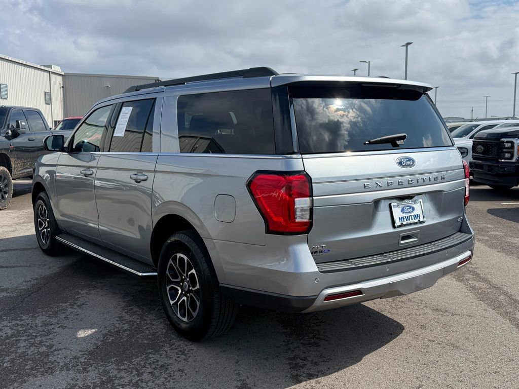 Used 2023 Ford Expedition Max XLT image 38