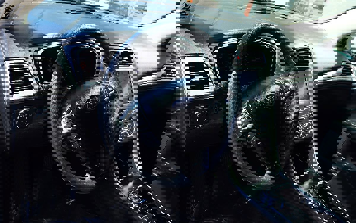 Used 2020 Ford Fusion SE image 38