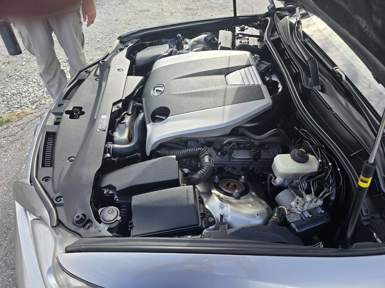 Used 2014 Lexus LS 460 AWD image 20