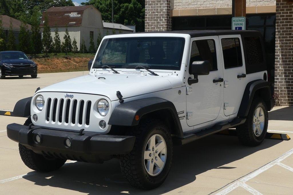 Used 2014 Jeep Wrangler Unlimited Sport w/ Quick Order Package 24S AWD/4WD image 1