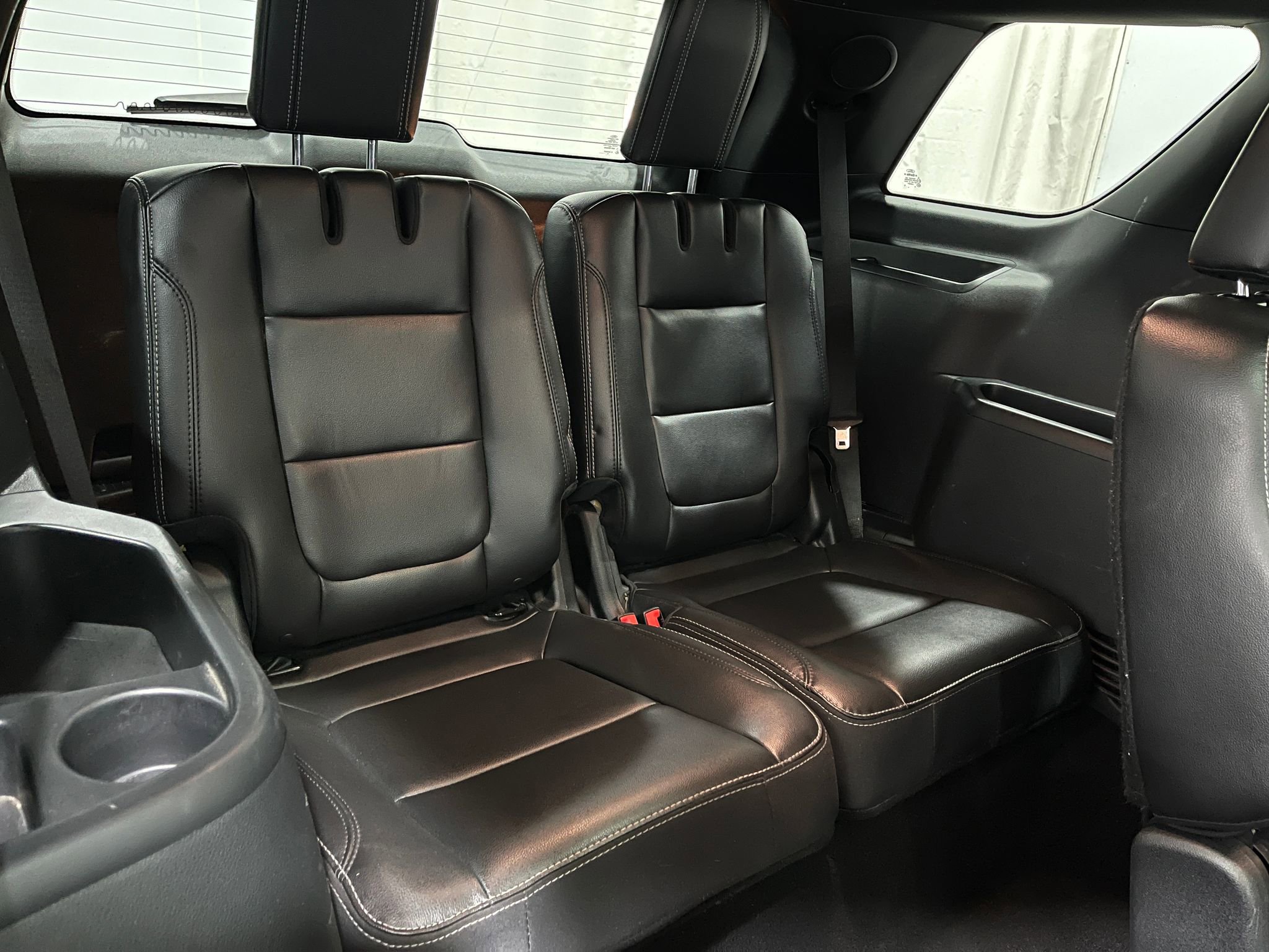 Used 2018 Ford Explorer Limited w/ Equipment Group 301A image 32