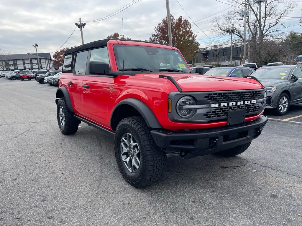 Used 2024 Ford Bronco Badlands image 8