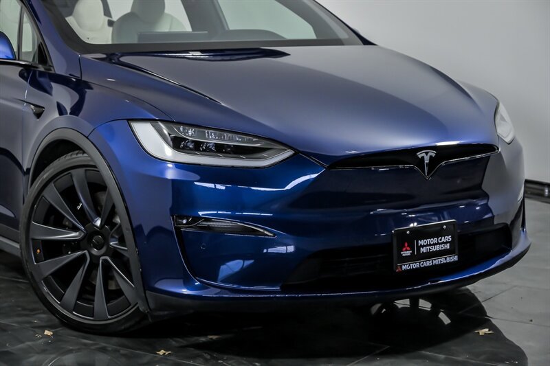 Used 2023 Tesla Model X AWD/4WD image 2