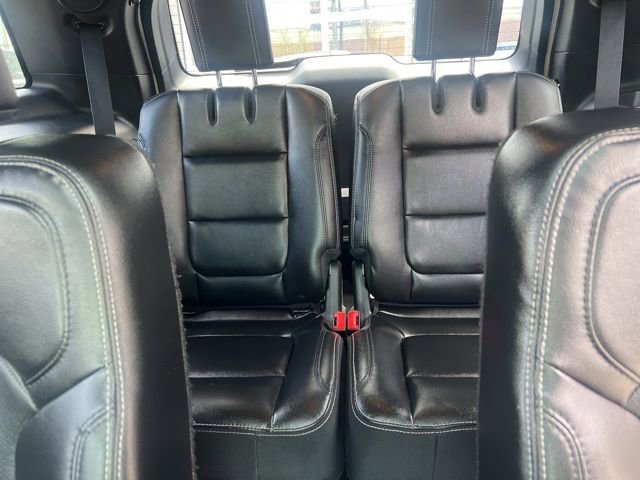 Used 2017 Ford Explorer Limited w/ Equipment Group 301A FWD image 20