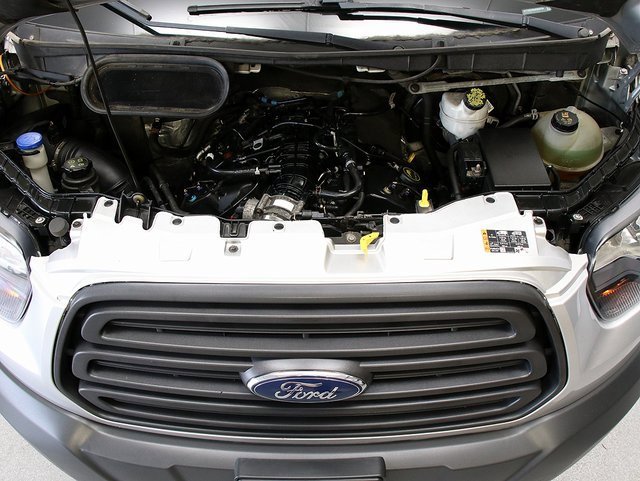 Used 2018 Ford Transit 250 Base image 28