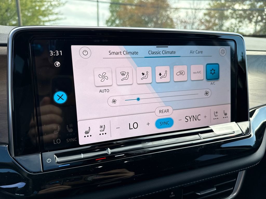 New 2026 Volkswagen Atlas SE image 10
