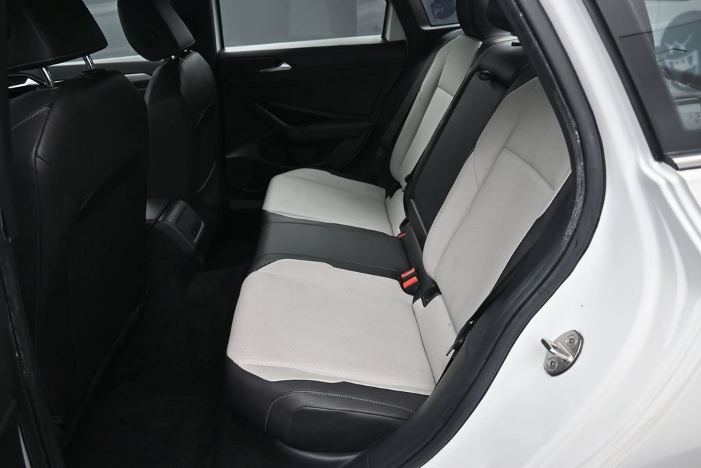 Used 2020 Volkswagen Jetta R-Line w/ R-Line Cold Weather Package FWD image 21