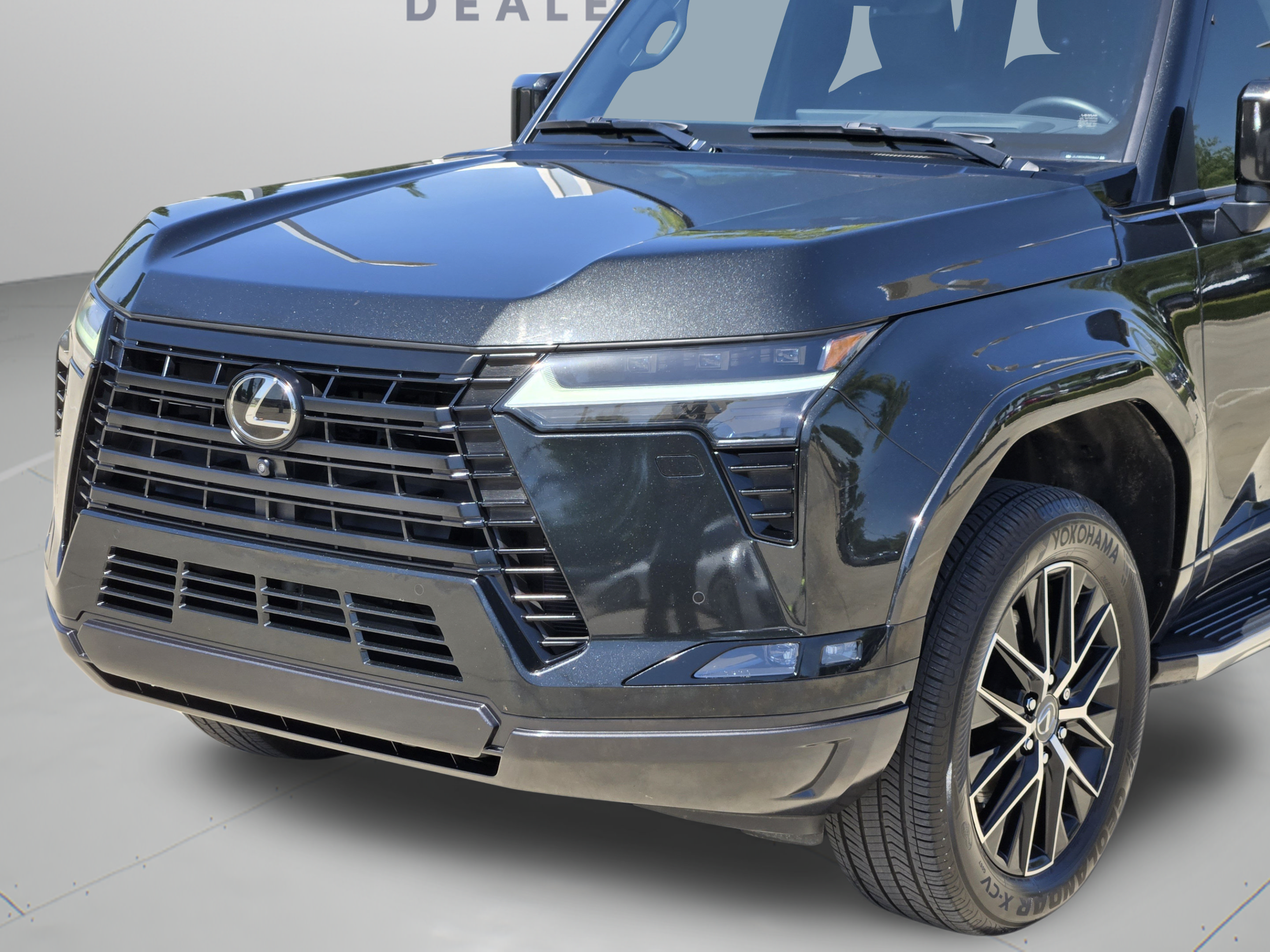 Used 2024 Lexus GX 550 w/ Accessory Package (Z1) AWD/4WD image 34