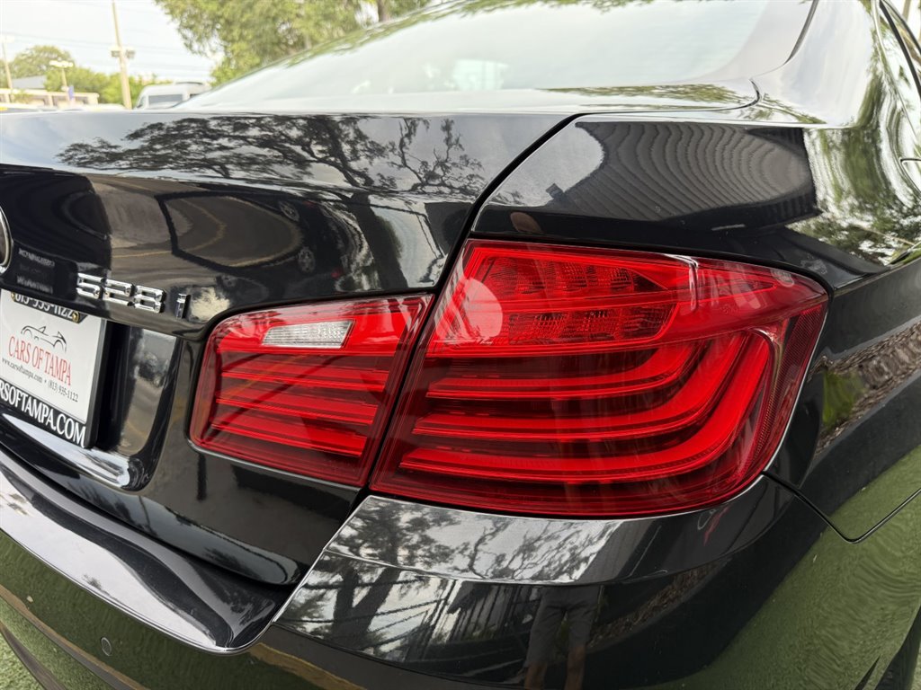Used 2016 BMW 528i xDrive Sedan AWD/4WD image 12