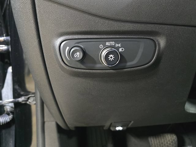 Used 2024 Chevrolet Equinox LT w/ LPO, Floor Liner Package AWD/4WD image 28