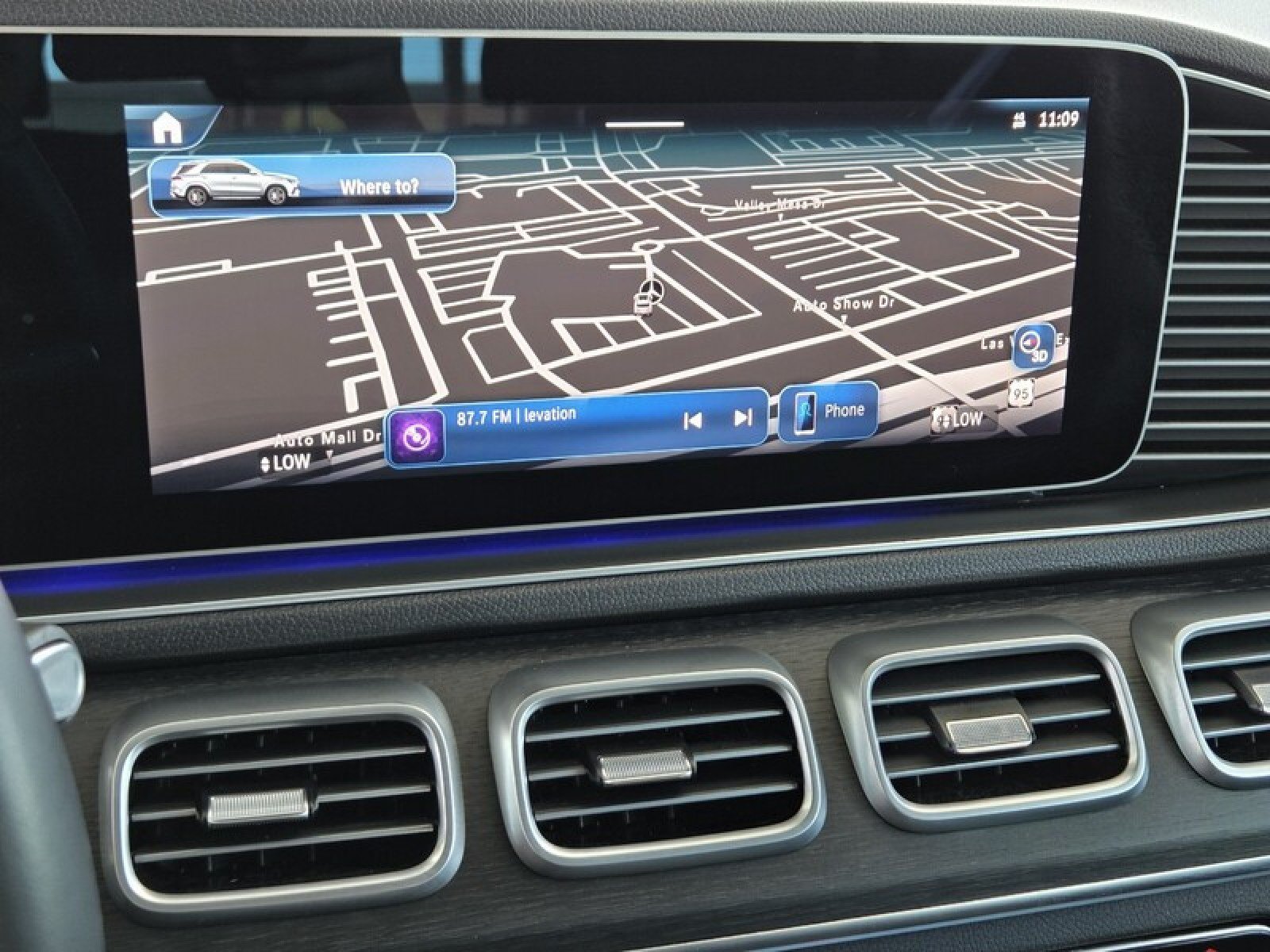 Certified 2025 Mercedes-Benz GLE 580 4MATIC image 30
