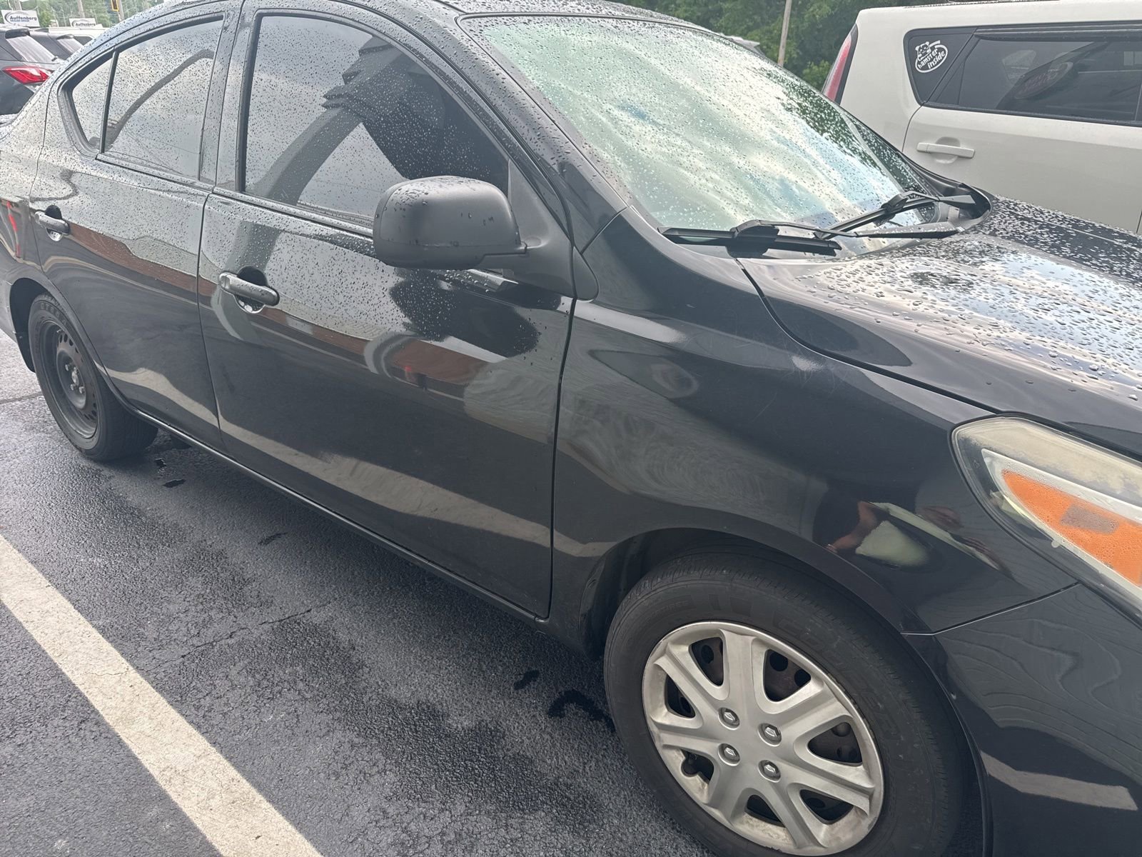 Used 2015 Nissan Versa S Plus FWD image 6