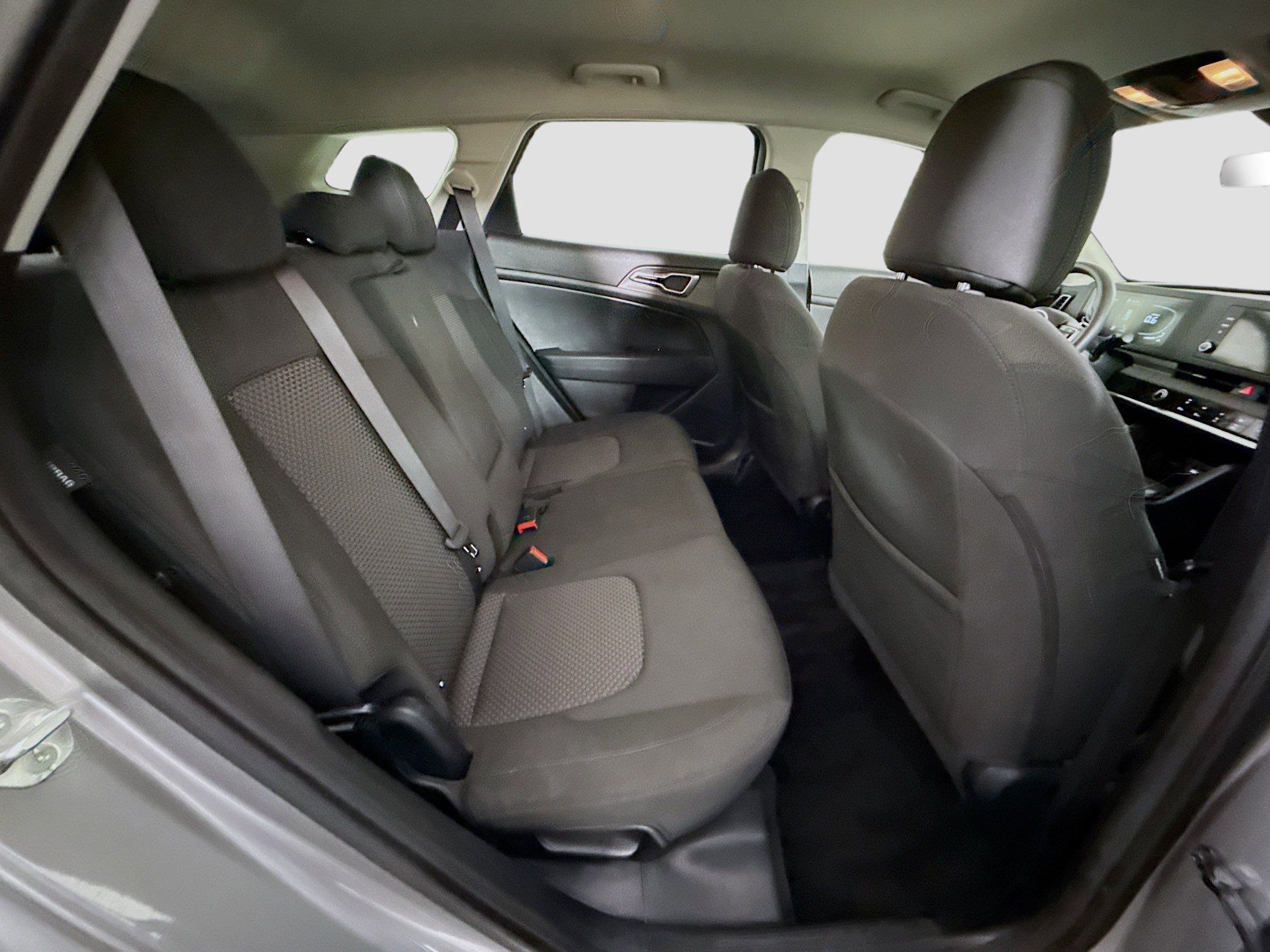 Used 2024 Kia Sportage LX image 26