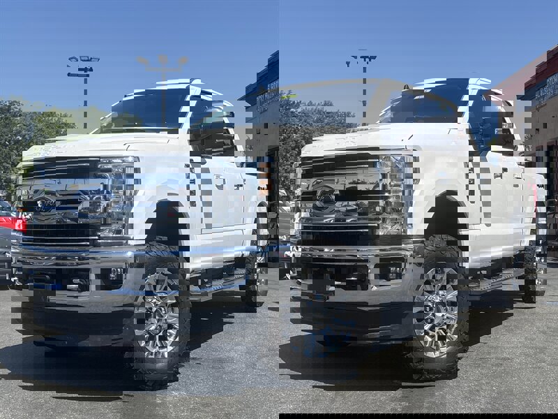 Used 2019 Ford F250 Lariat w/ Chrome Package