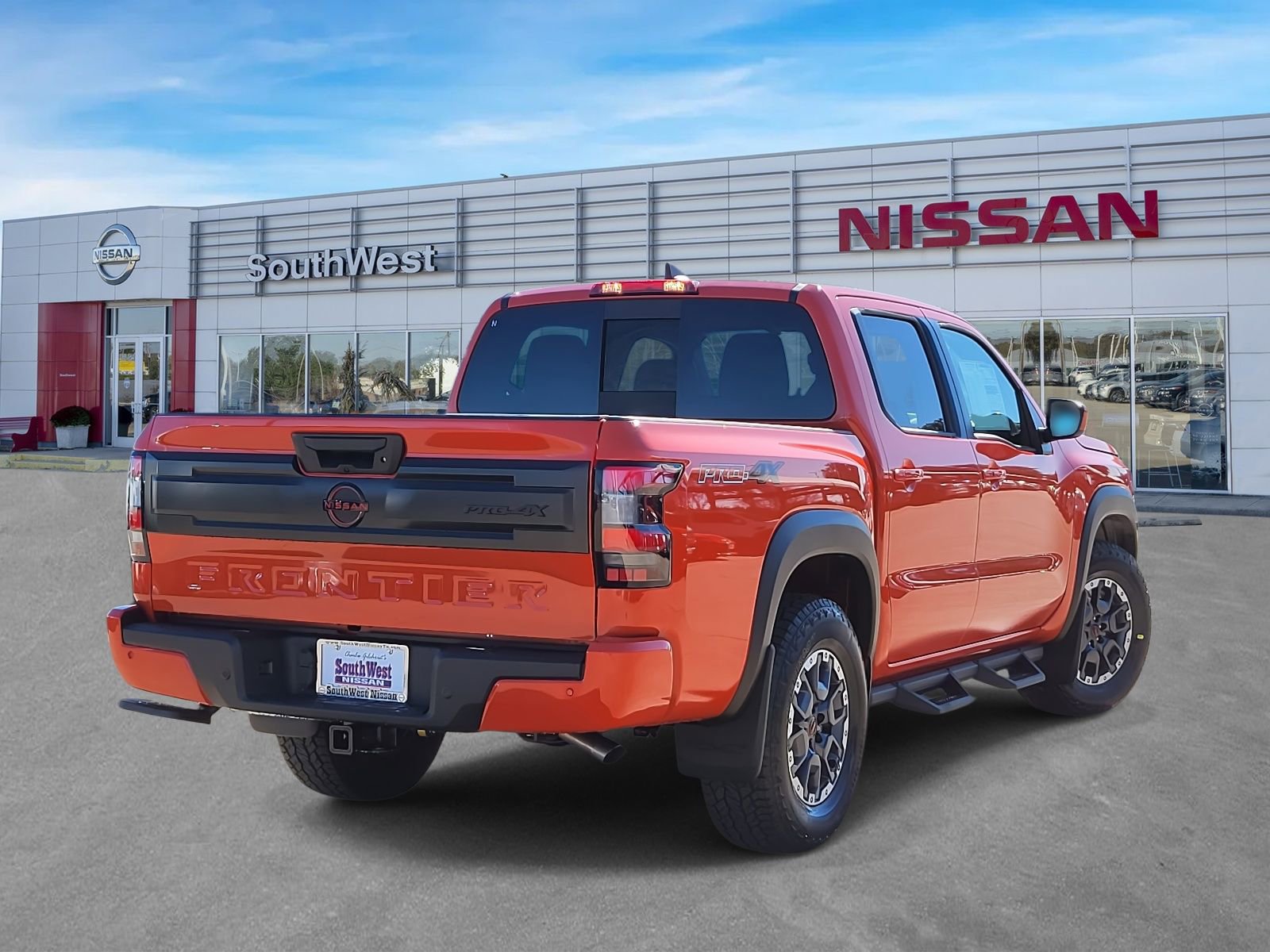 New 2026 Nissan Frontier PRO-4X w/ Tow Package image 6