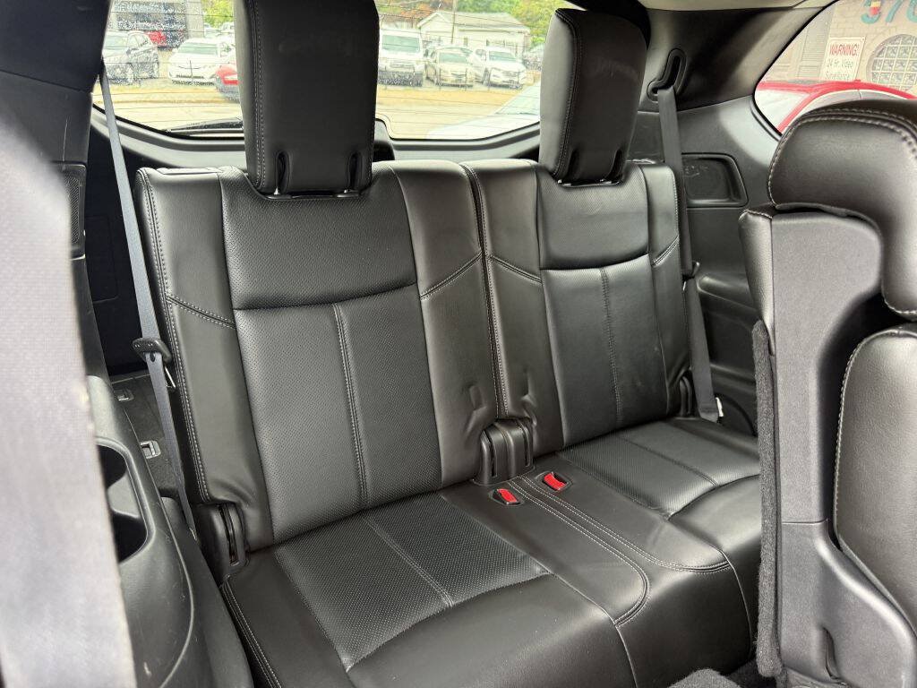 Used 2013 Nissan Pathfinder Platinum AWD/4WD image 28