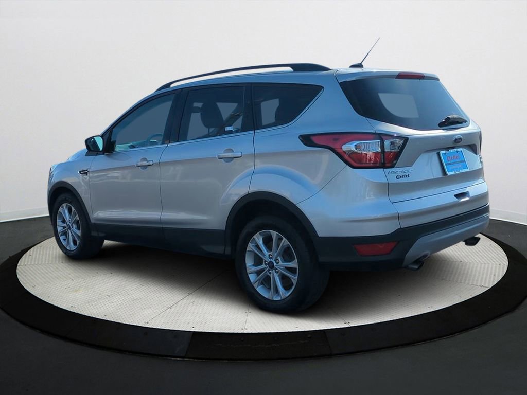 Used 2018 Ford Escape SE image 6