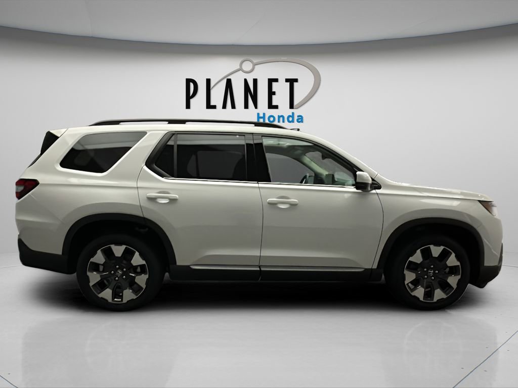 New 2026 Honda Pilot Touring image 8