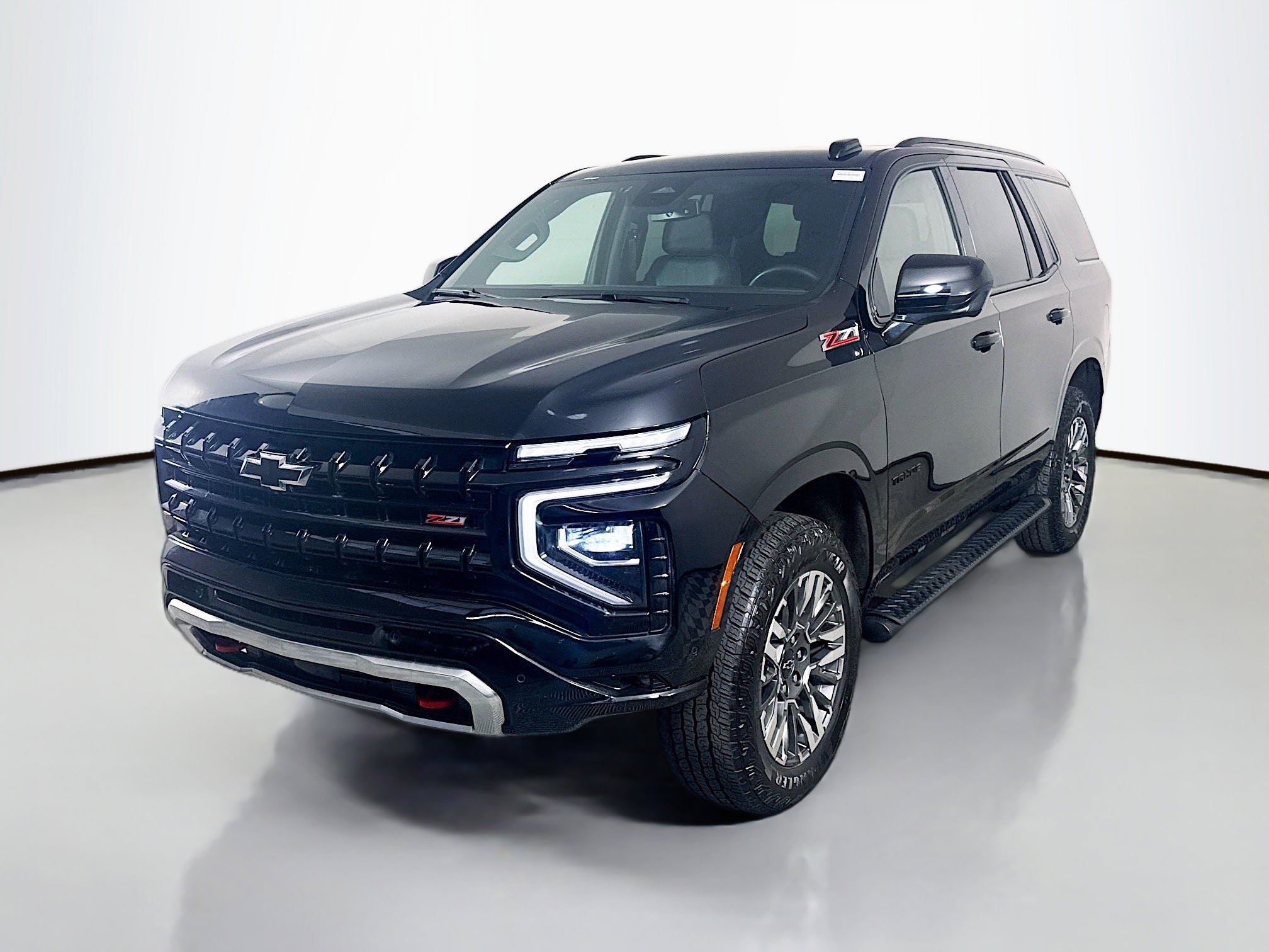 Used 2025 Chevrolet Tahoe Z71 AWD/4WD image 4