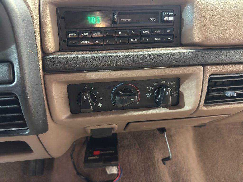 Used 1997 Ford F350 XLT image 16