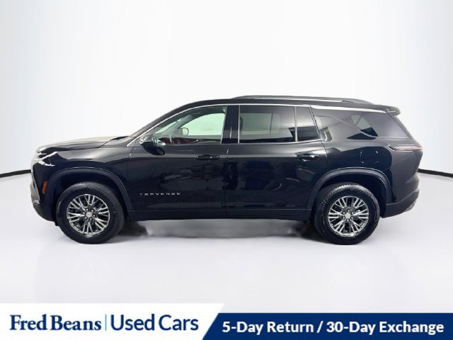 Used 2026 Chevrolet Traverse LT w/ Driver Confidence Package FWD image 3