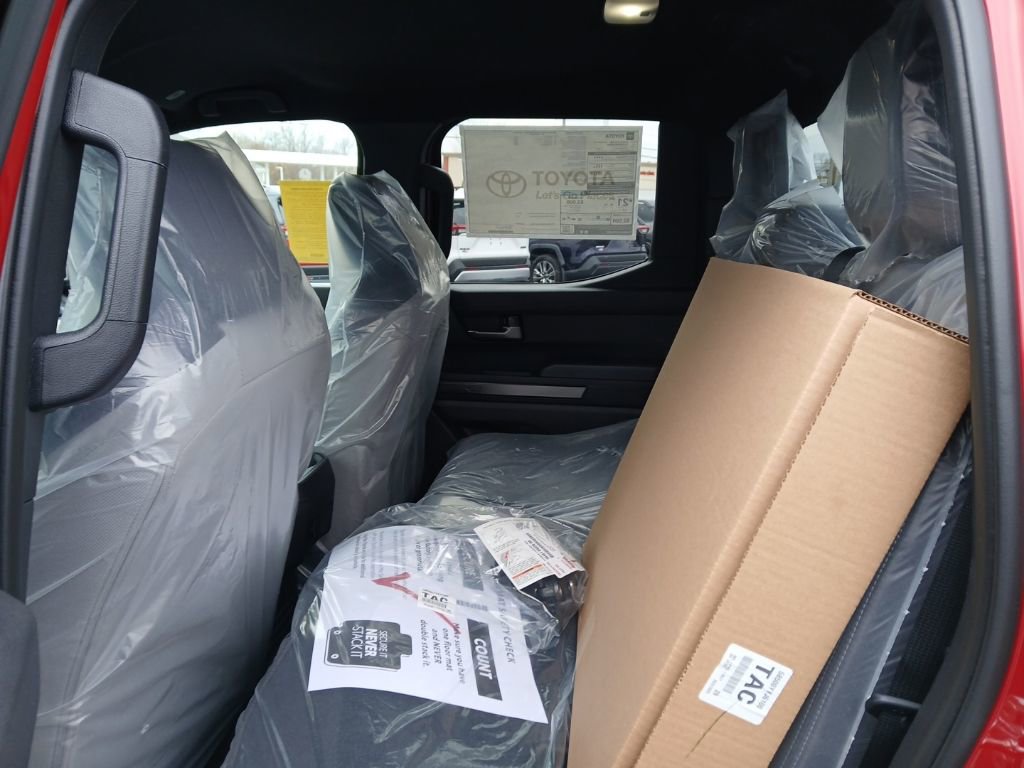 New 2025 Toyota Tacoma TRD Off-Road image 7