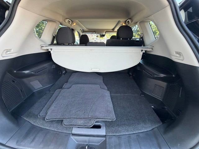 Used 2020 Nissan Rogue SV AWD/4WD image 17