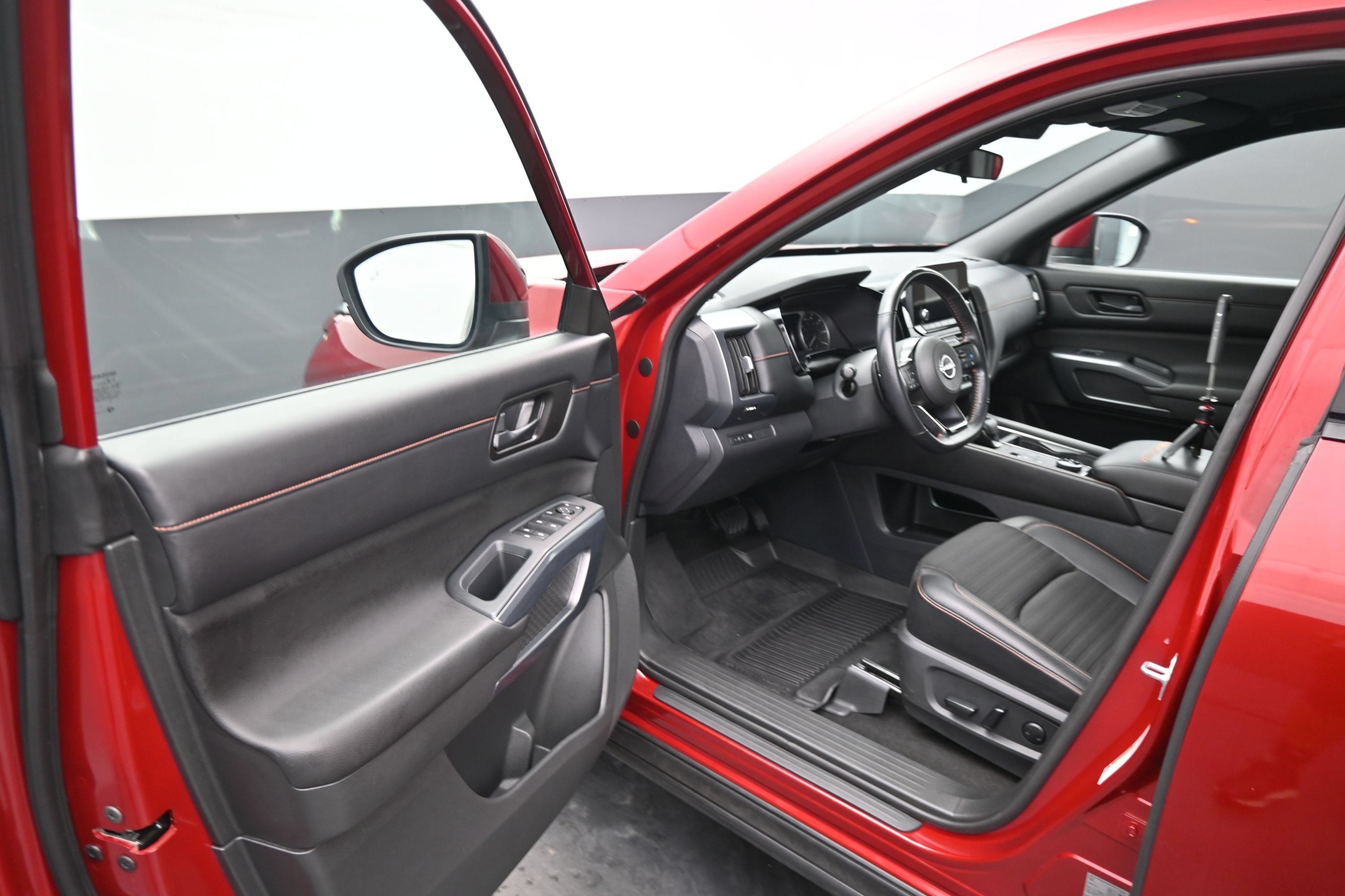 Certified 2023 Nissan Pathfinder Rock Creek AWD/4WD image 11