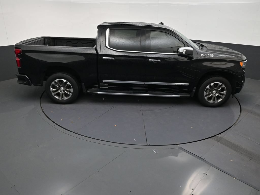 Used 2024 Chevrolet Silverado 1500 High Country RWD image 17
