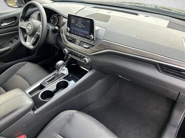Used 2024 Nissan Altima 2.5 SV image 30