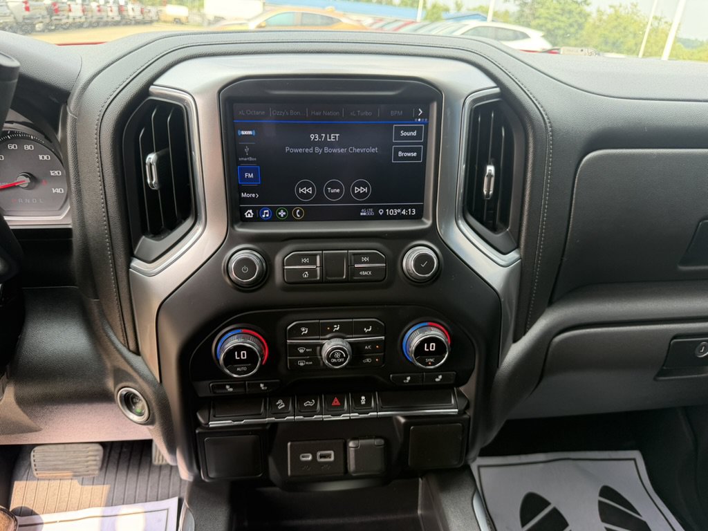 Certified 2021 Chevrolet Silverado 1500 LT Trail Boss w/ LPO, Dark Essentials Package AWD/4WD image 22
