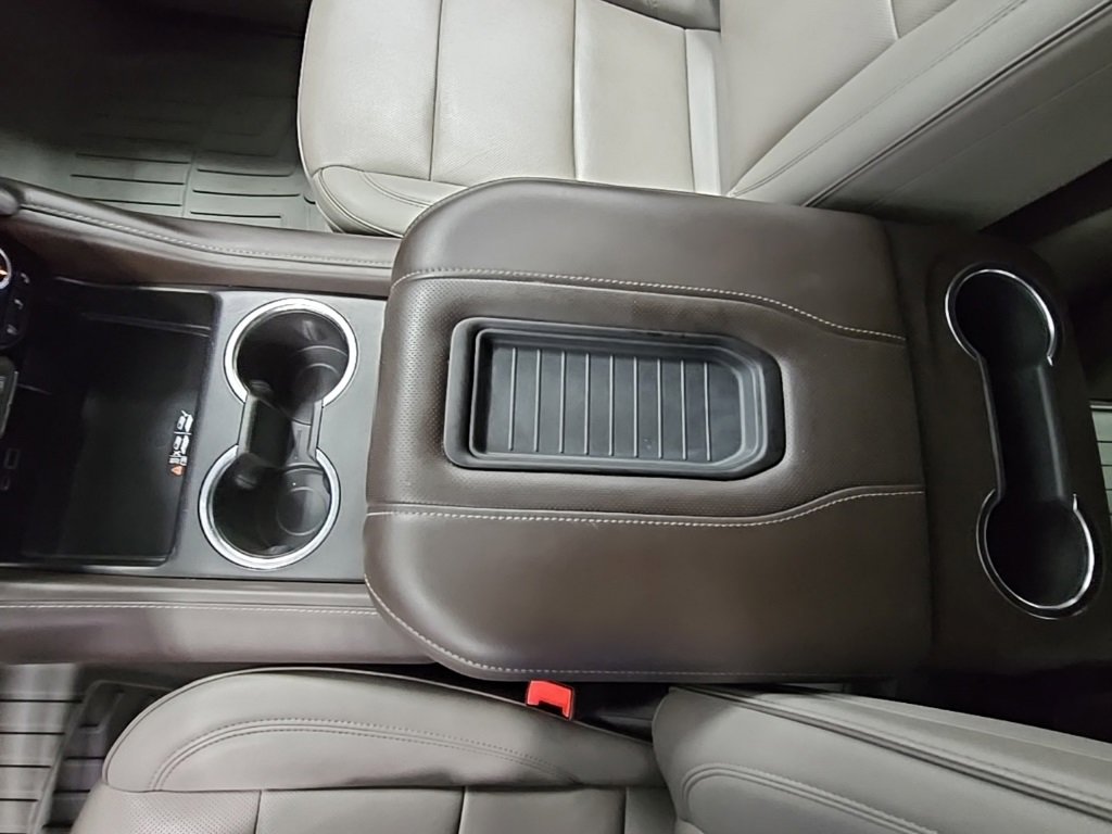 Certified 2022 GMC Yukon XL SLT w/ SLT Luxury Package image 21