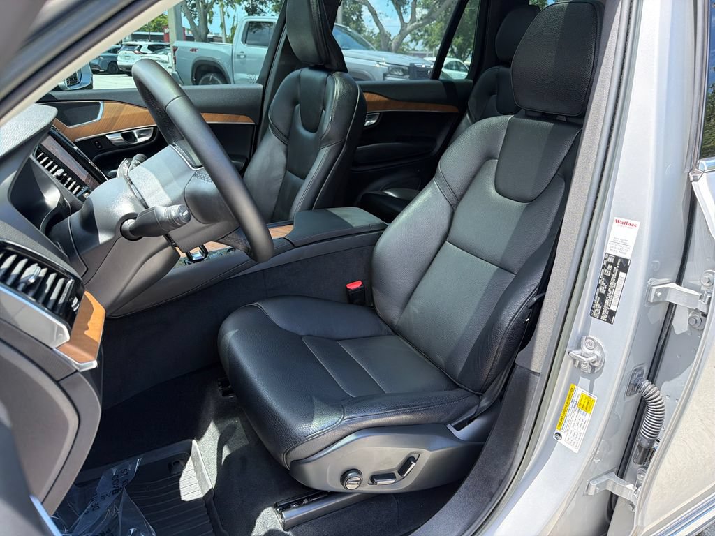 Used 2023 Volvo XC90 B5 Plus w/ Protection Package Premier AWD/4WD image 30