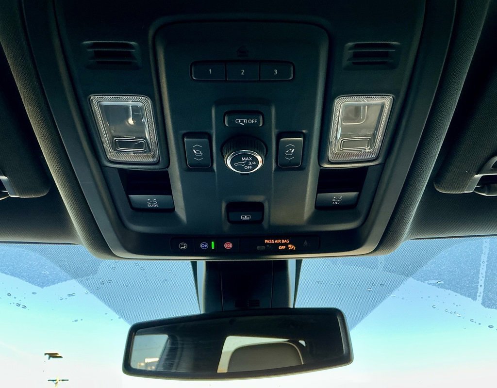 Used 2021 GMC Yukon XL SLT w/ SLT Luxury Plus Package image 34