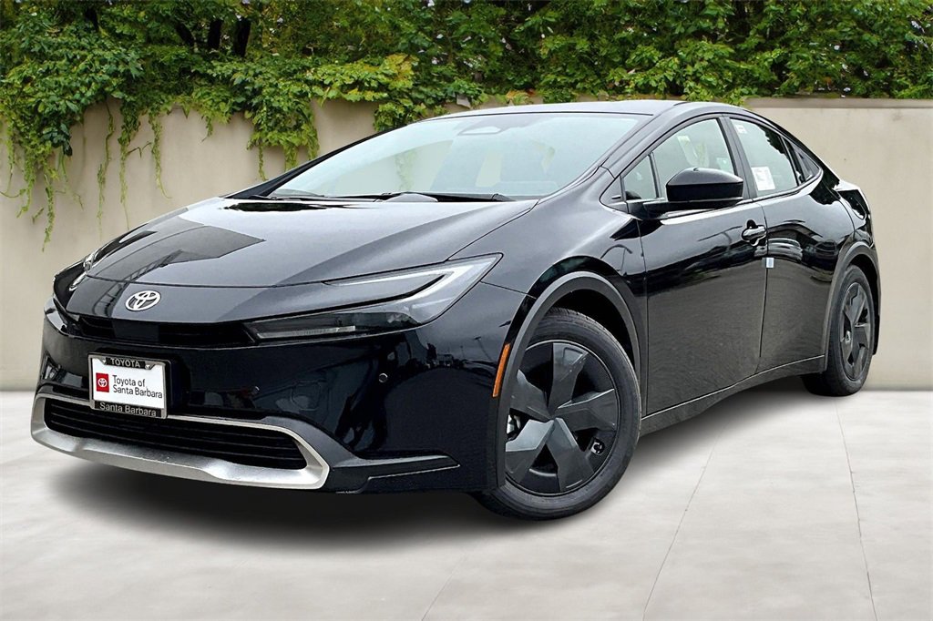 Used 2026 Toyota Prius Plug-In Hybrid image 2