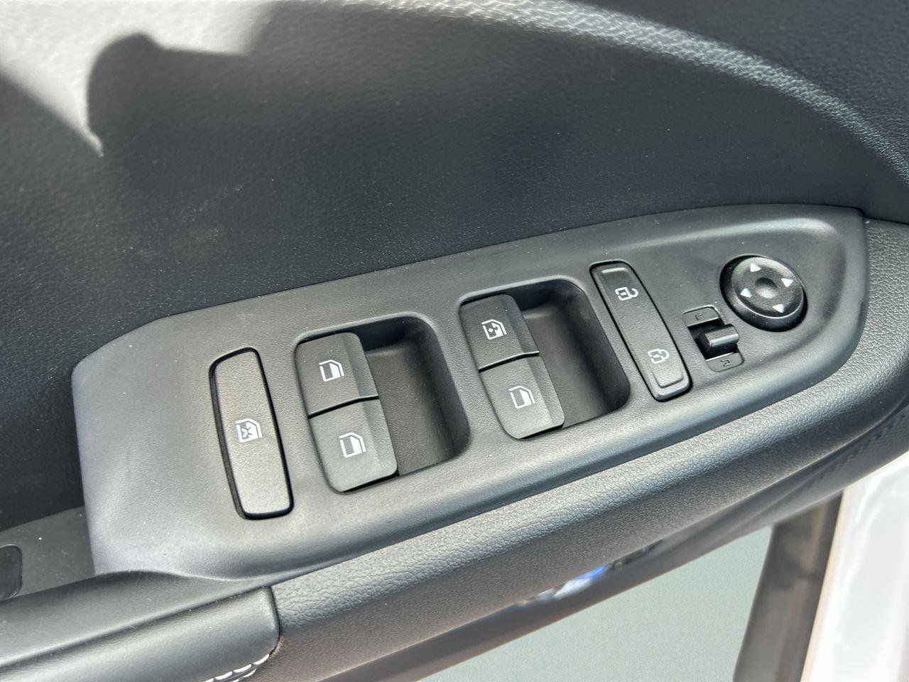 New 2026 Hyundai Venue SEL image 25