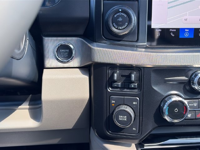 New 2027 Ford F450 Platinum w/ Platinum Plus Package AWD/4WD image 24