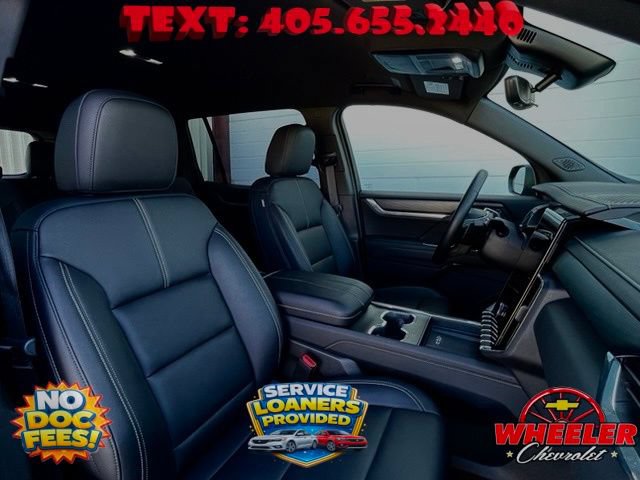 Used 2026 GMC Acadia Elevation w/ Elevation Premium Package FWD image 12