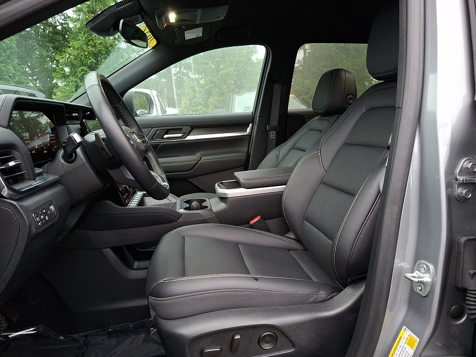 Certified 2026 GMC Terrain Elevation w/ Elevation Premium Package AWD/4WD image 13