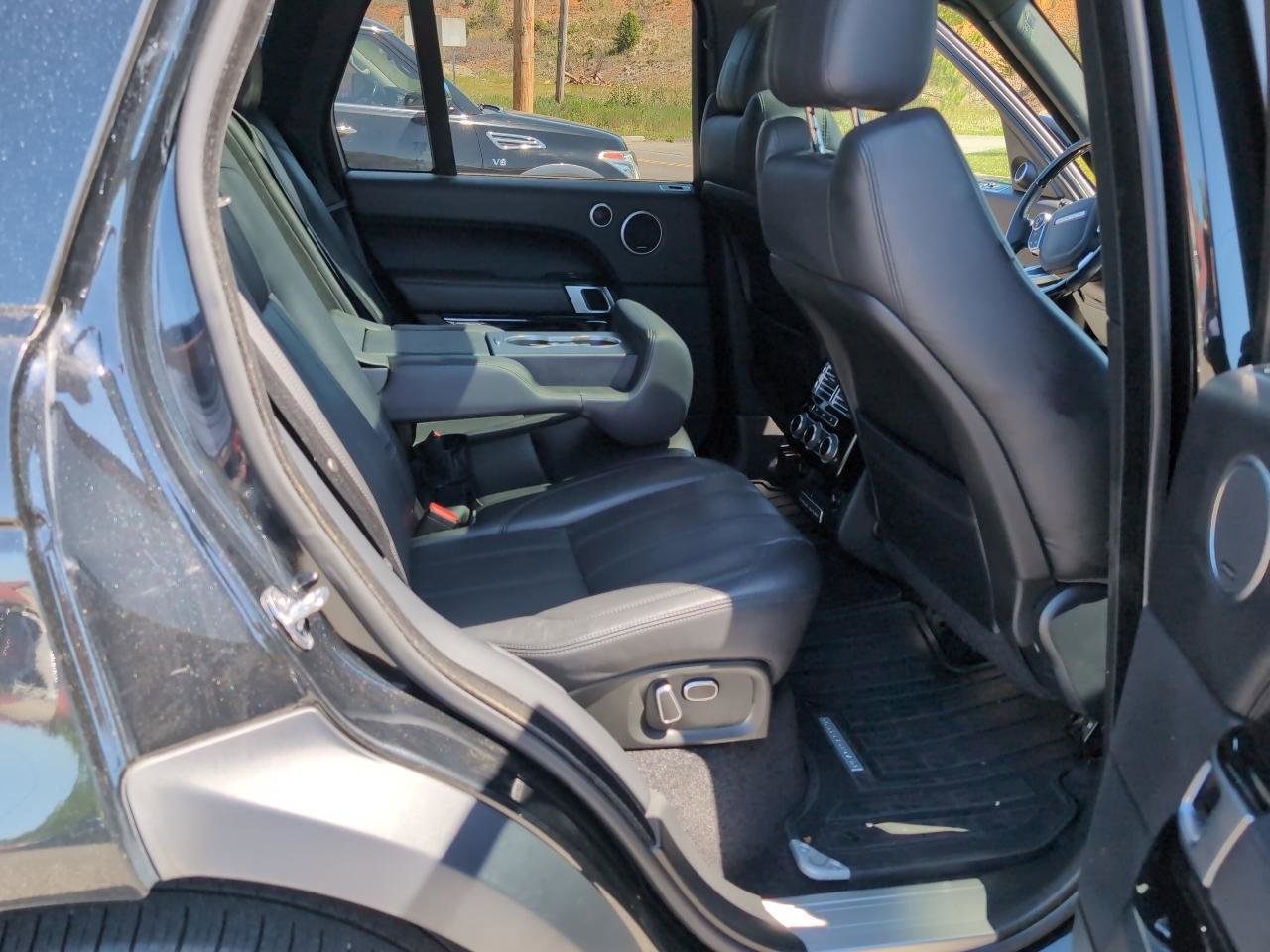 Used 2014 Land Rover Range Rover Supercharged AWD/4WD image 12