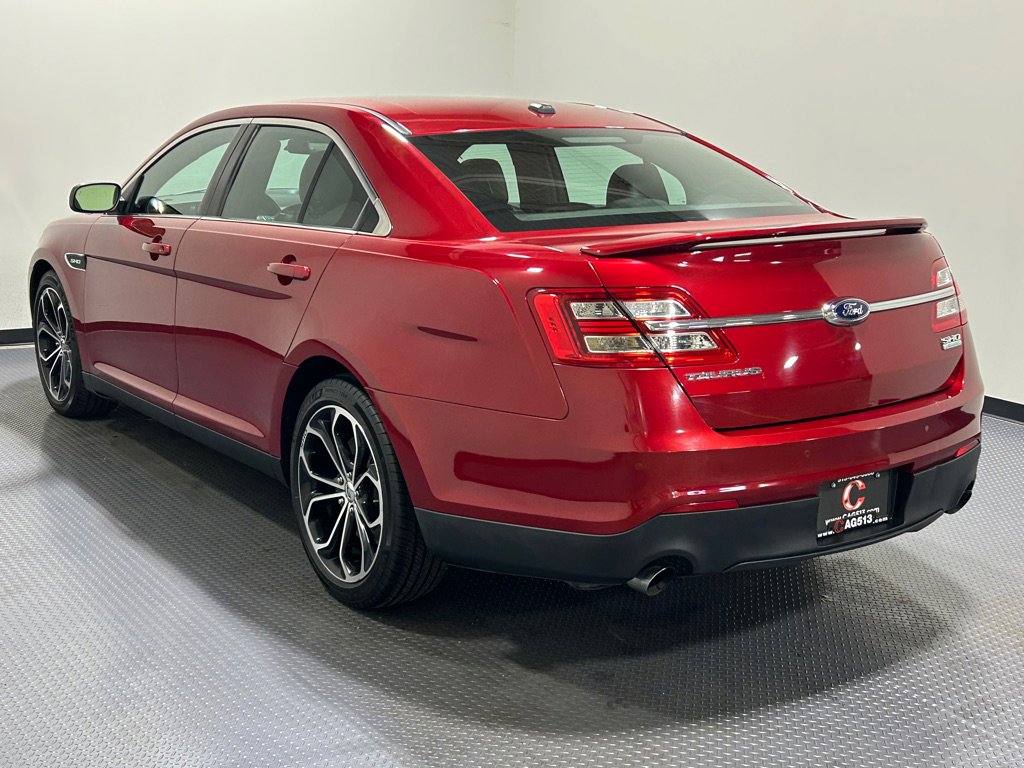 Used 2013 Ford Taurus SHO image 7