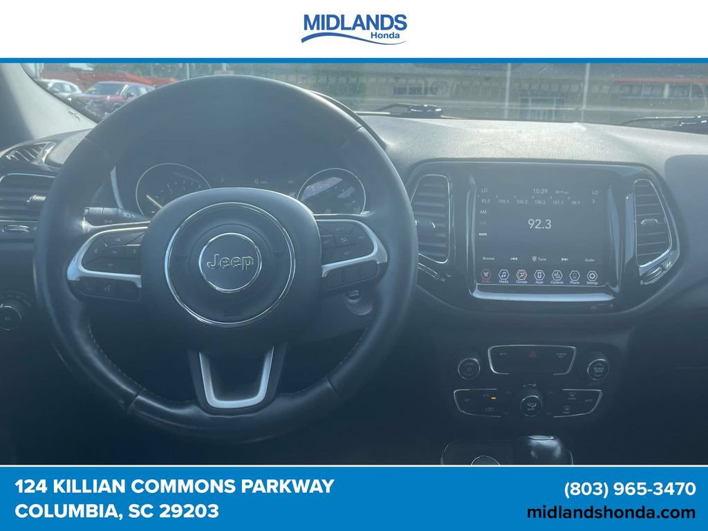 Used 2019 Jeep Compass Limited AWD/4WD image 11
